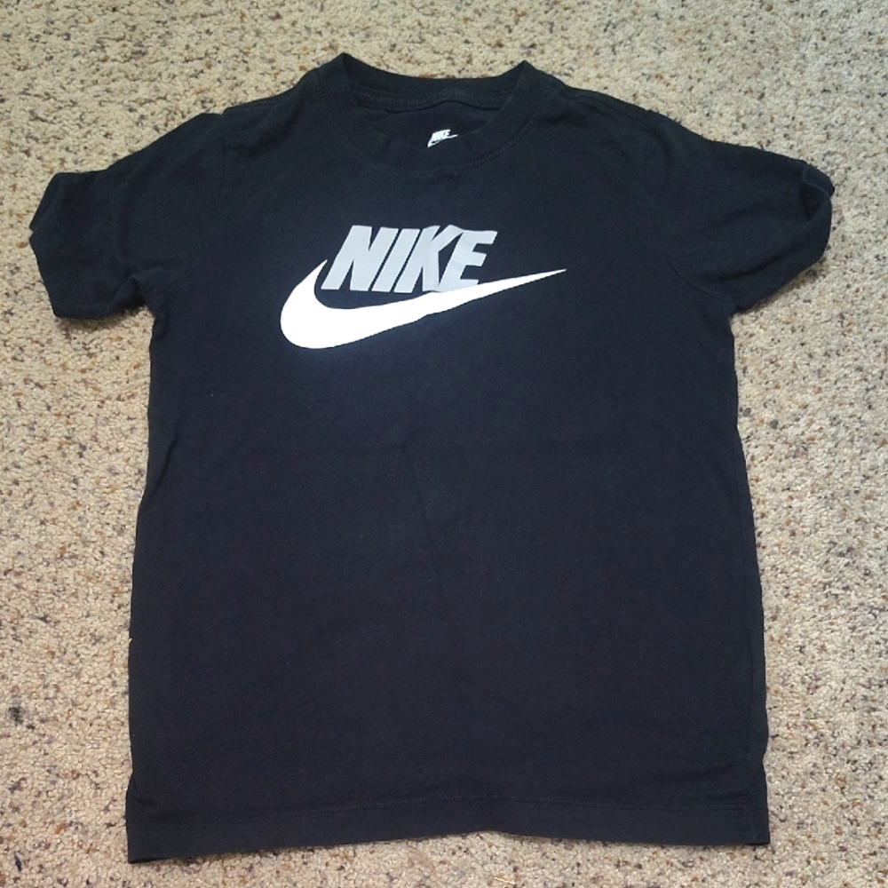 Nike Kids Black T-Shirt
